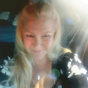 Meet your Posher, Michele